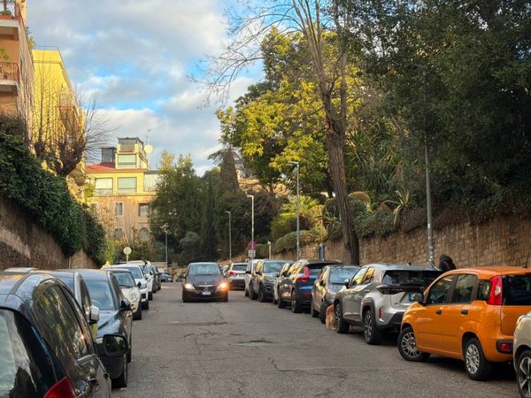 appartamento in vendita a Roma in zona Tor di Quinto