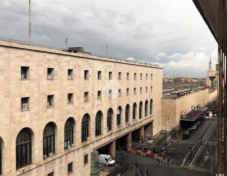 appartamento in vendita a Roma in zona Esquilino