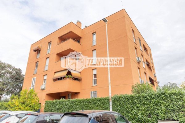 appartamento in vendita a Roma in zona Torre Gaia