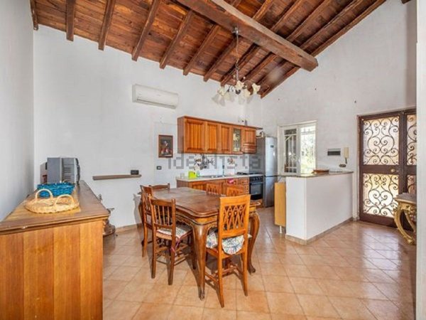 casa indipendente in vendita a Roma in zona Case Rosse