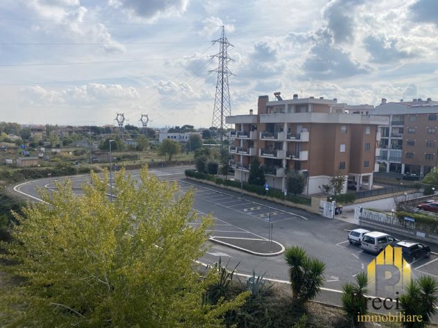 appartamento in vendita a Roma in zona Selva Candida