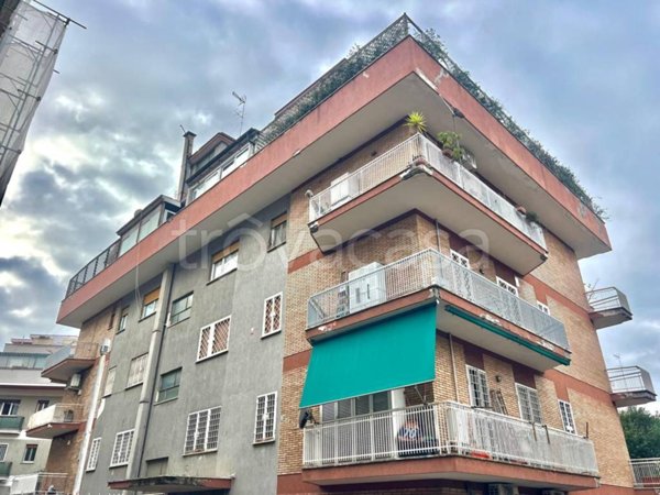 appartamento in vendita a Roma in zona Torrevecchia