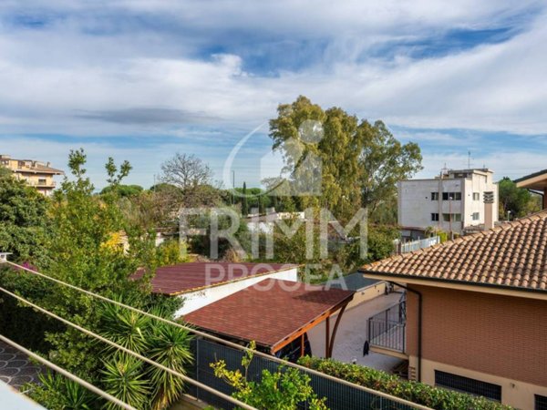 appartamento in vendita a Roma in zona Torre Maura