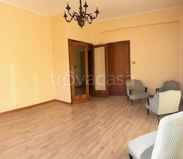 appartamento in vendita a Roma in zona Ardeatino