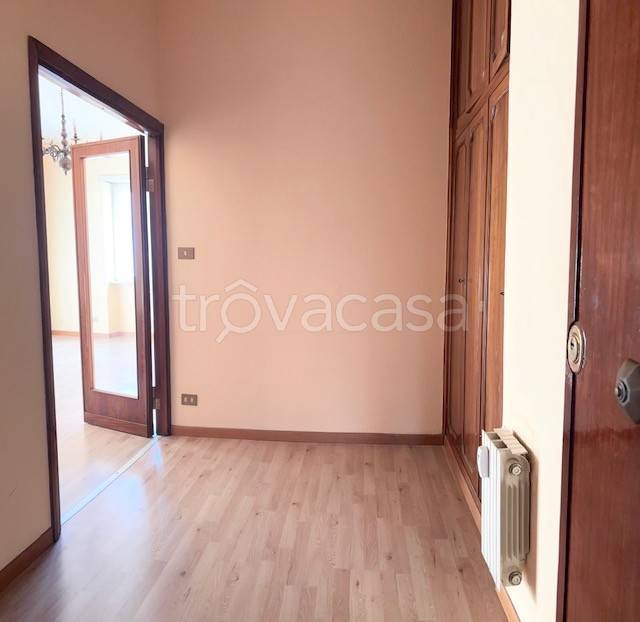 appartamento in vendita a Roma in zona Ardeatino