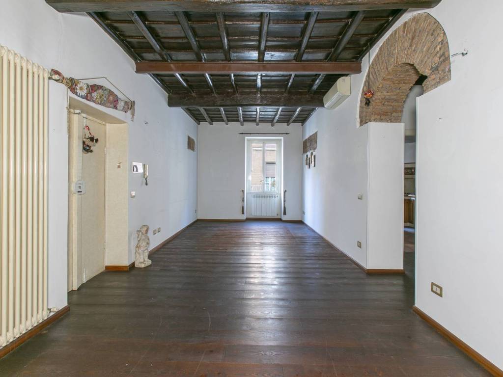 appartamento in vendita a Roma in zona Rione Borgo