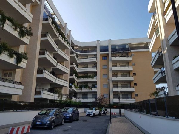 appartamento in vendita a Roma in zona Giuliano Dalmata