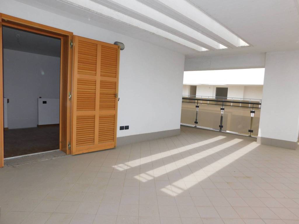 appartamento in vendita a Roma in zona Giuliano Dalmata