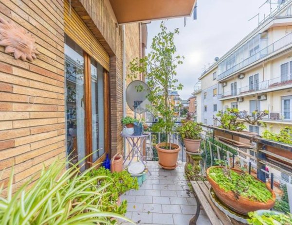 appartamento in vendita a Roma in zona Monte Sacro/Talenti