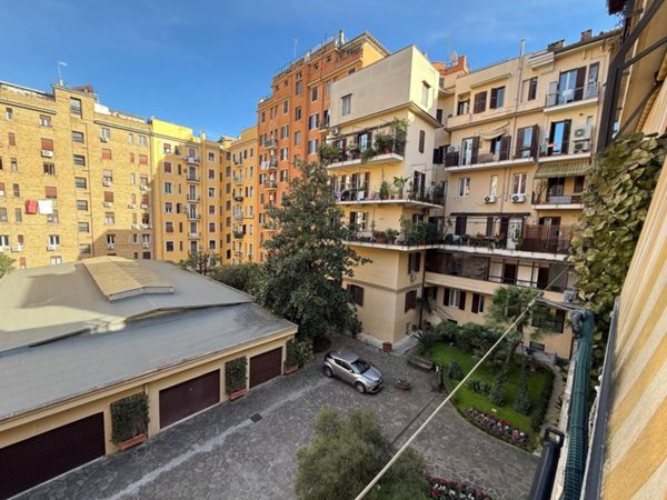 appartamento in vendita a Roma in zona Della Vittoria