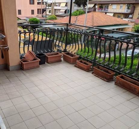 appartamento in vendita a Roma in zona Acilia