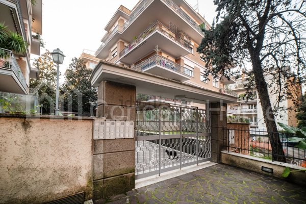 appartamento in vendita a Roma in zona Trionfale