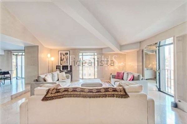 appartamento in vendita a Roma in zona Campo Marzio