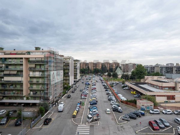appartamento in vendita a Roma in zona Cinecittà