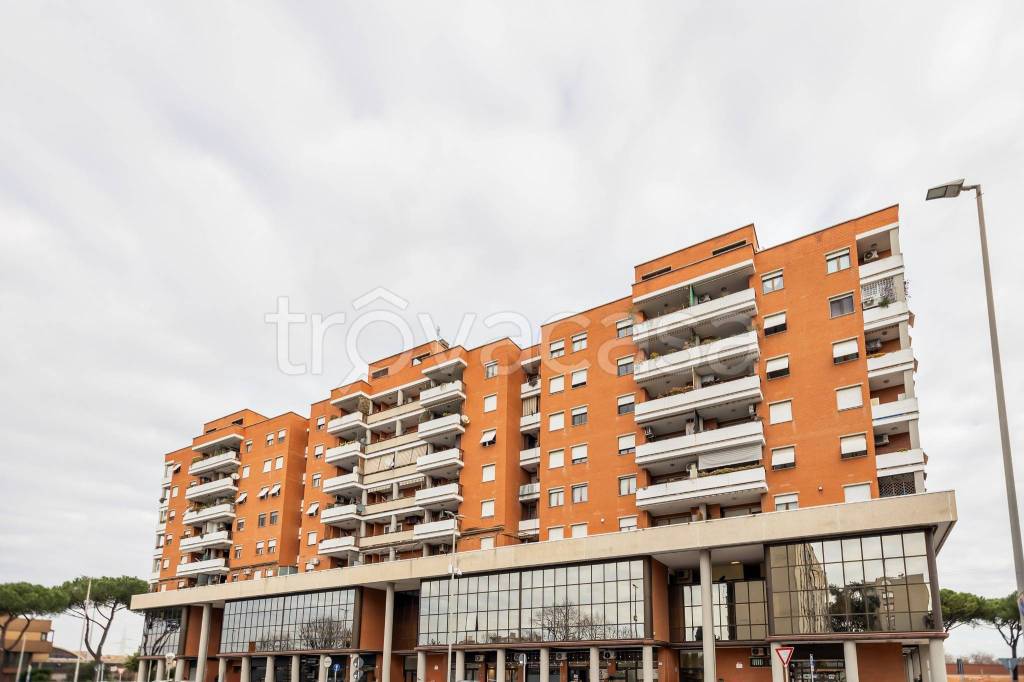 appartamento in vendita a Roma in zona Ponte Mammolo