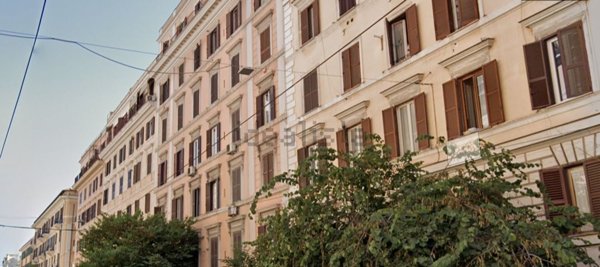 appartamento in vendita a Roma in zona Esquilino
