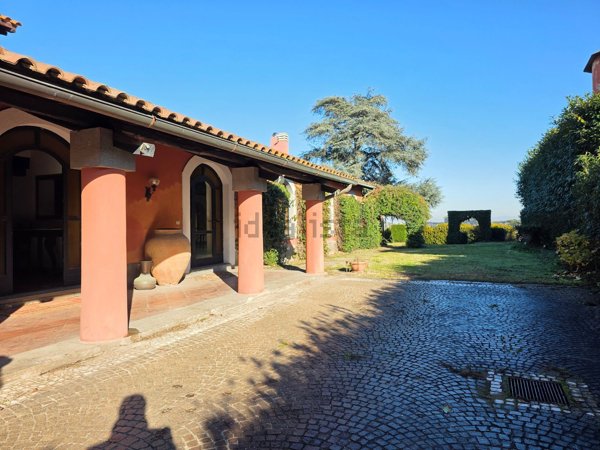 casa indipendente in vendita a Roma in zona Prima Porta