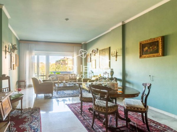 appartamento in vendita a Roma in zona Della Vittoria