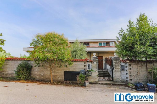 appartamento in vendita a Roma in zona Infernetto