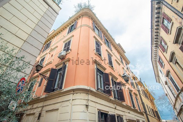 appartamento in vendita a Roma in zona Trastevere