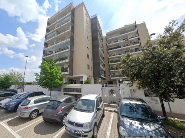 appartamento in vendita a Roma in zona Giuliano Dalmata