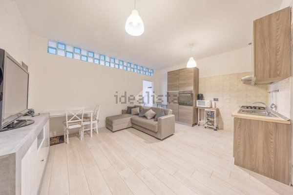 appartamento in vendita a Roma in zona Castelverde