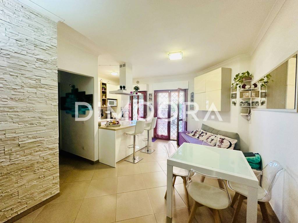 appartamento in vendita a Roma in zona Selva Candida