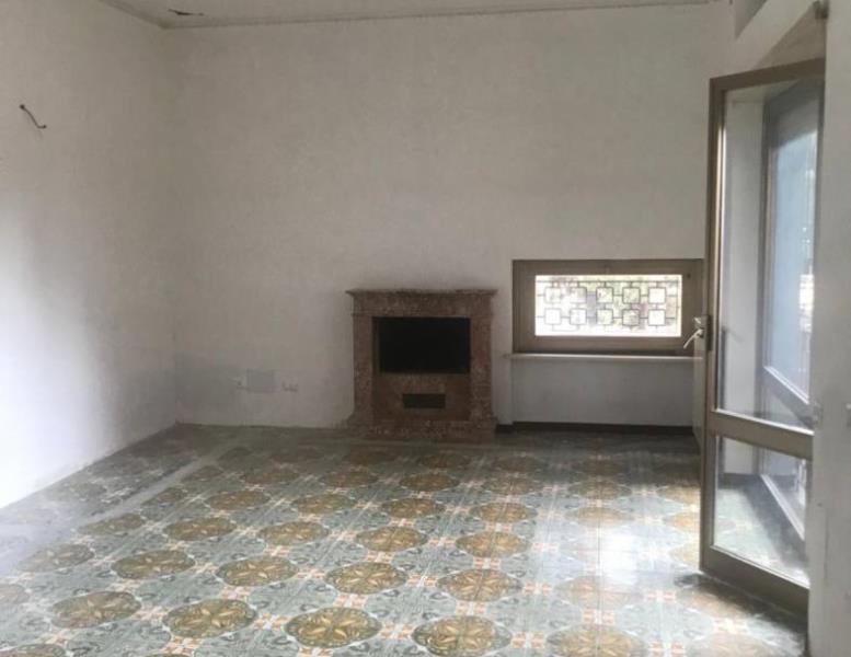 appartamento in vendita a Roma in zona Tor di Quinto