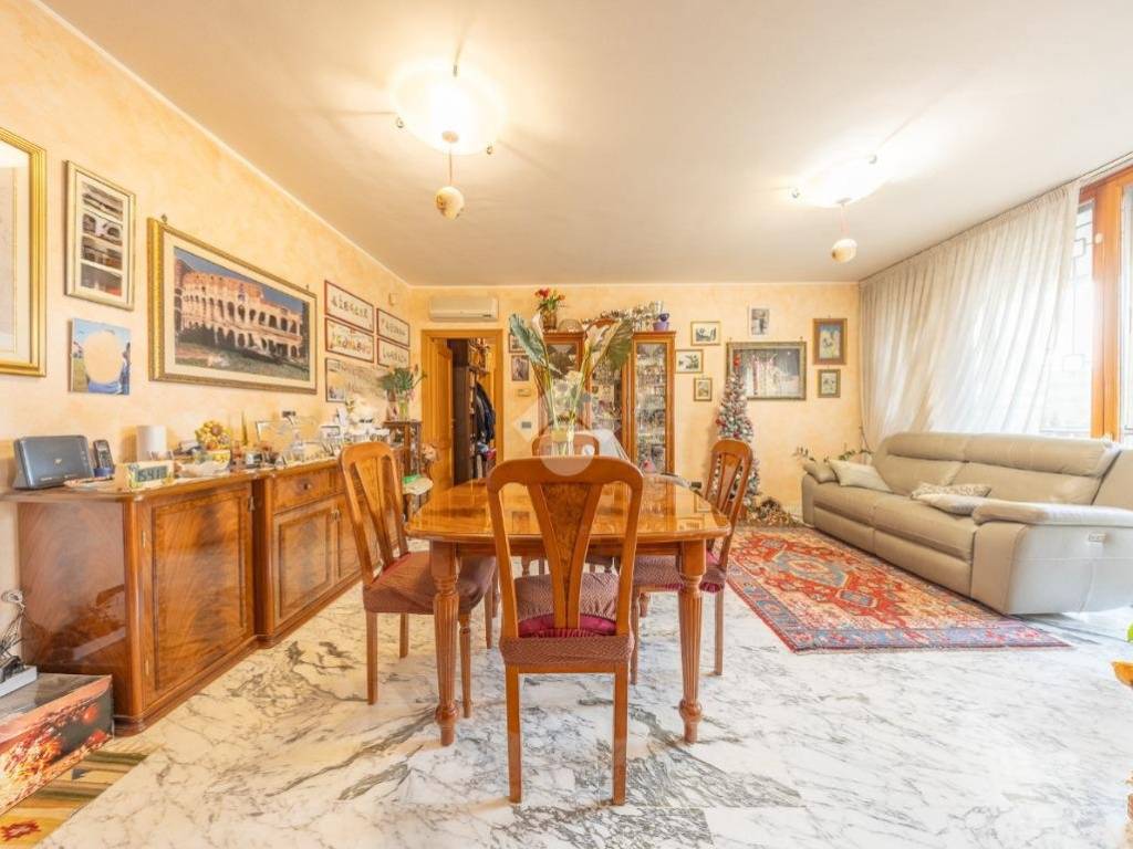 appartamento in vendita a Roma in zona Casal Boccone