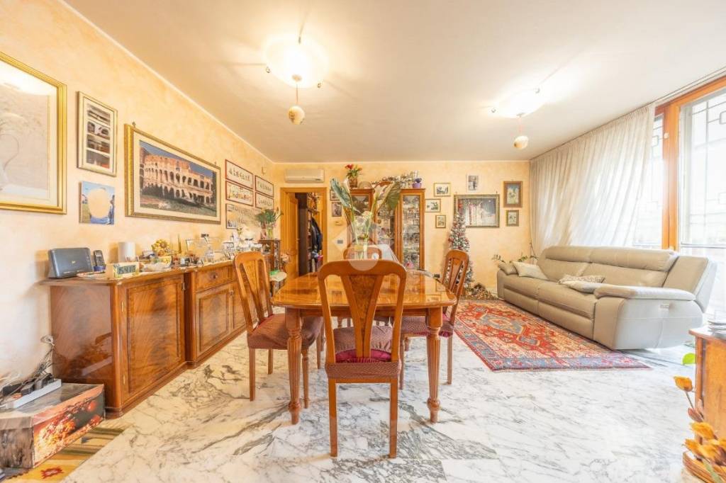 appartamento in vendita a Roma in zona Casal Boccone