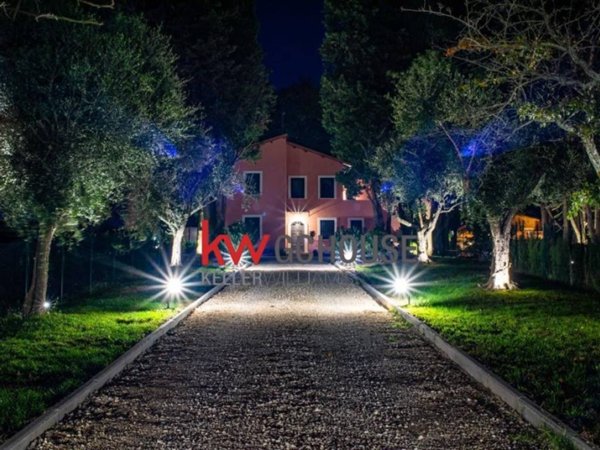 casa indipendente in vendita a Roma in zona Olgiata