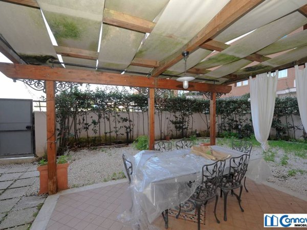 appartamento in vendita a Roma in zona Dragona/Bagnoletto