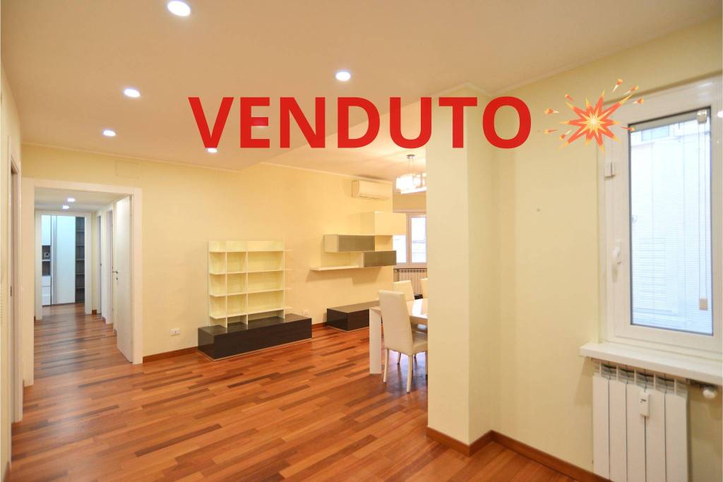 appartamento in vendita a Roma in zona Appio Latino