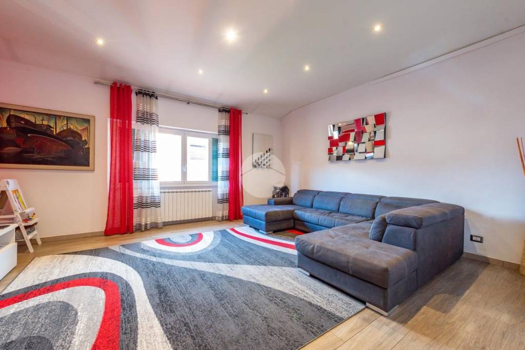 appartamento in vendita a Roma in zona Borghesiana