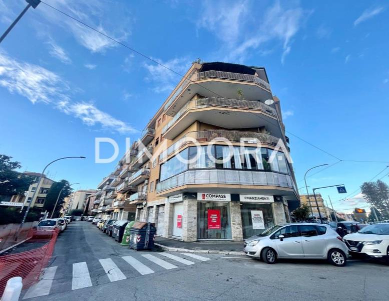 appartamento in vendita a Roma in zona Monte Sacro/Talenti