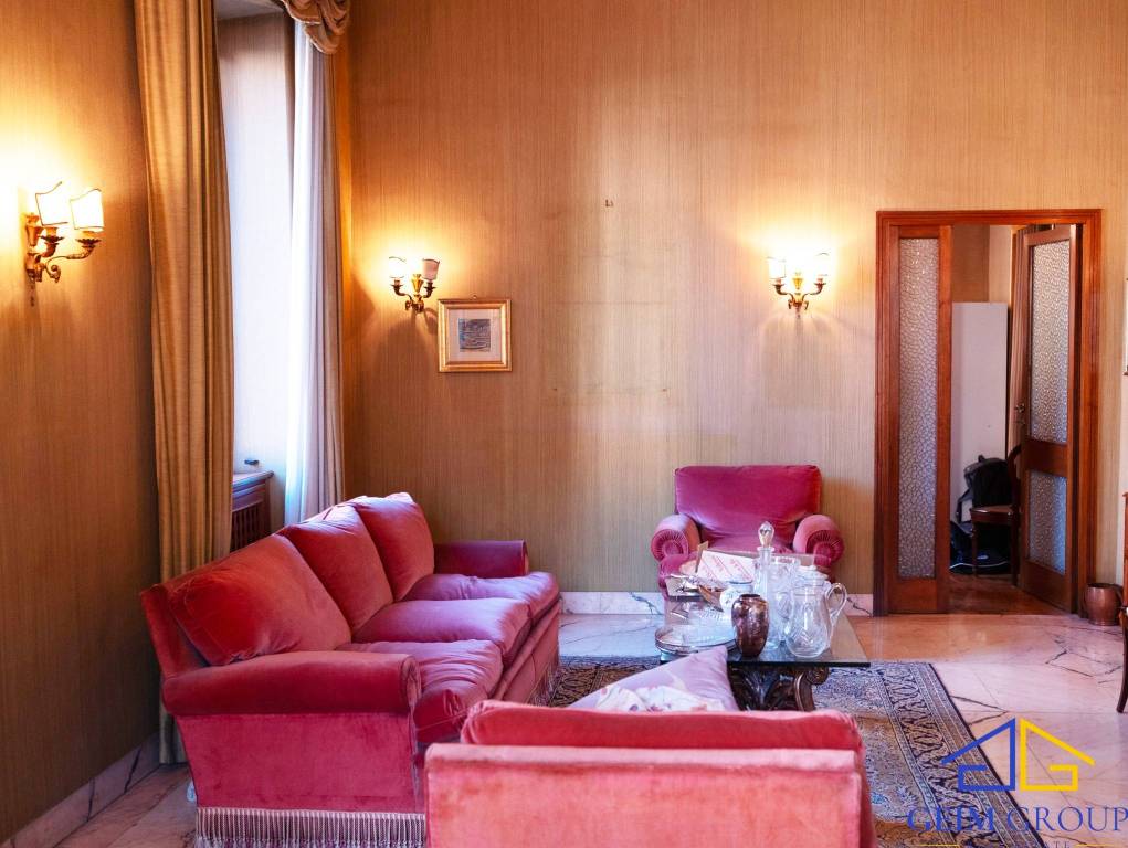 appartamento in vendita a Roma in zona Esquilino