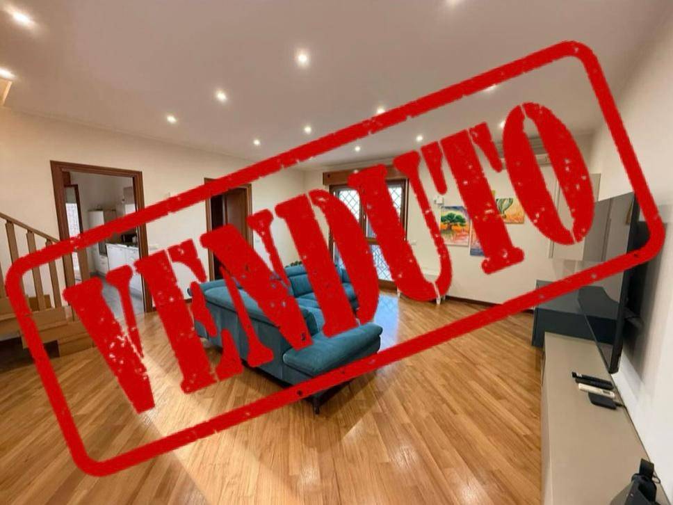 appartamento in vendita a Roma in zona Casal Morena