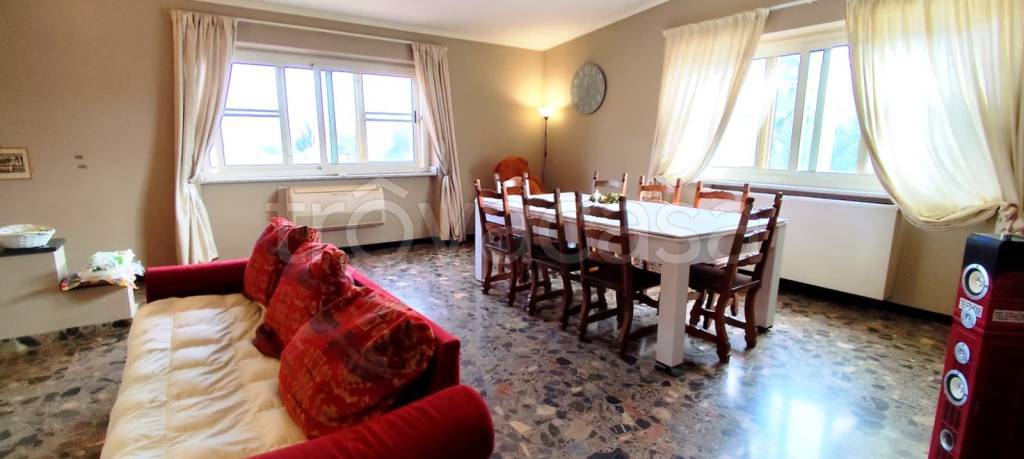 appartamento in vendita a Roma in zona Piana del Sole