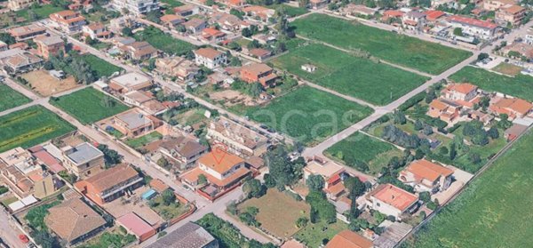 appartamento in vendita a Roma in zona Piana del Sole