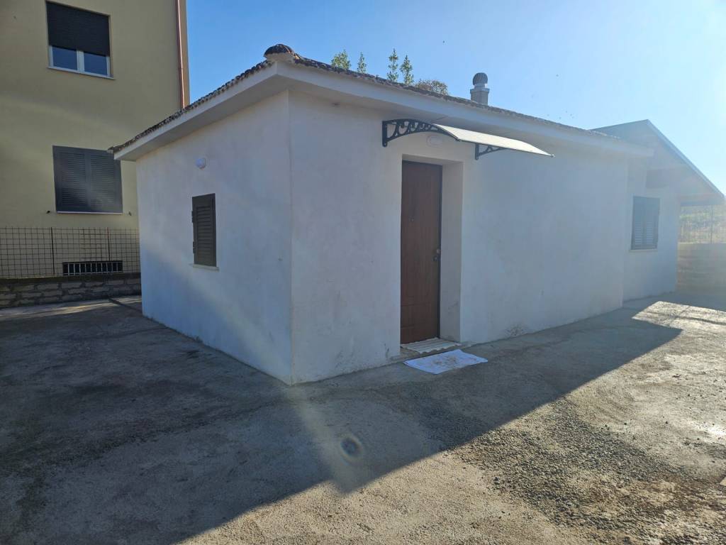 appartamento in vendita a Roma in zona Finocchio