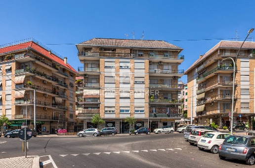 appartamento in vendita a Roma in zona Monte Sacro/Talenti