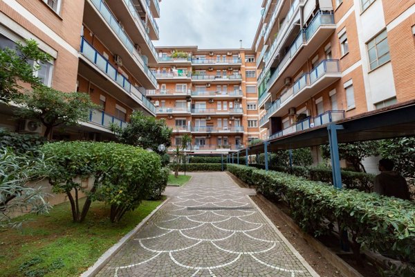 appartamento in vendita a Roma in zona Aurelio