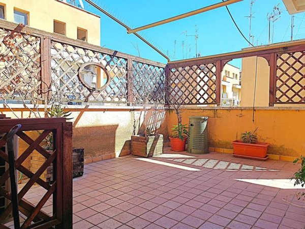 appartamento in vendita a Roma in zona Monte Sacro/Talenti