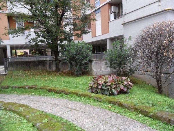 appartamento in vendita a Roma in zona Ostiense