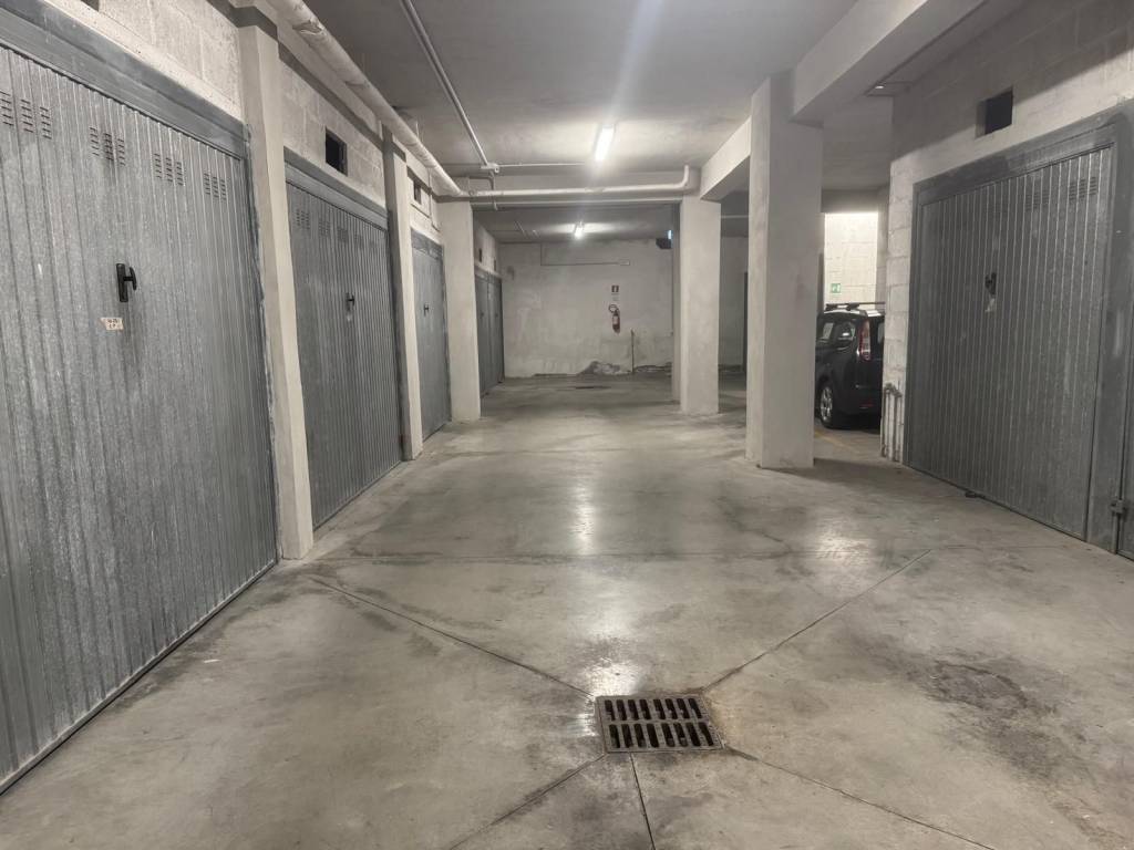 ufficio in vendita a Roma in zona Casalotti