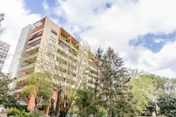 appartamento in vendita a Roma in zona Ardeatino