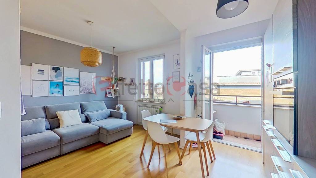 appartamento in vendita a Roma in zona Tuscolano