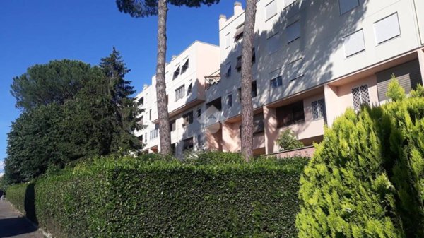 appartamento in vendita a Roma in zona Torre Angela
