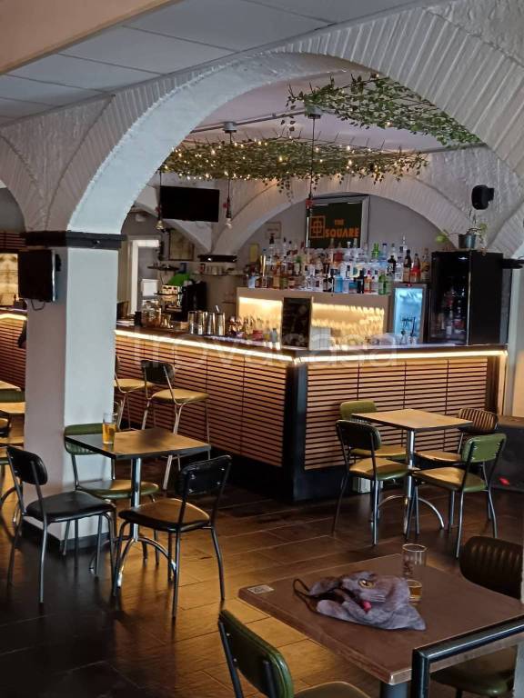 negozio in vendita a Roma in zona Casal Palocco