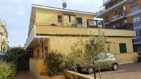 appartamento in vendita a Roma in zona Torrevecchia